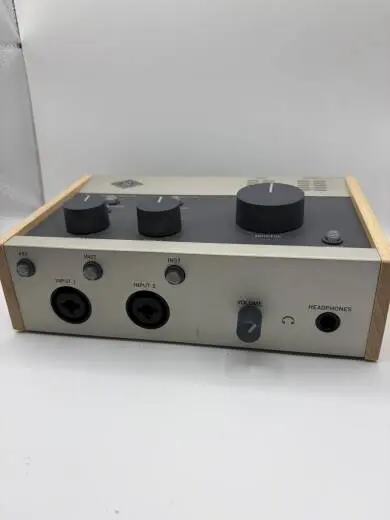 Universal Audio - UA-VOLT276
