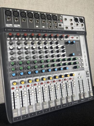 Soundcraft - SIGNATURE 12MTK 2