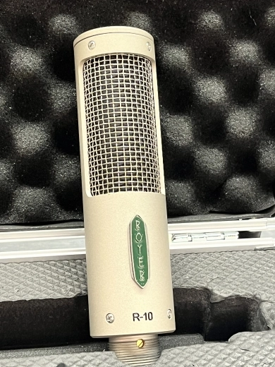 Royer Ribbon Microphone 2