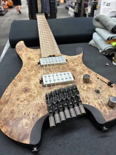 Ibanez - QX527PB 7-String Headless Electric Guitar 2