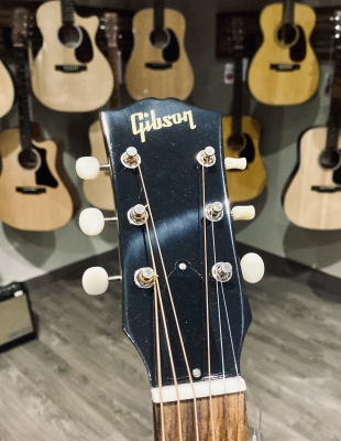Gibson - 50's Original J-45 Vintage Sunburst 4