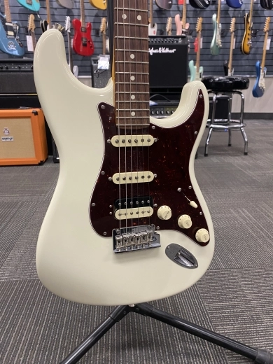 Fender - 011-3910-705