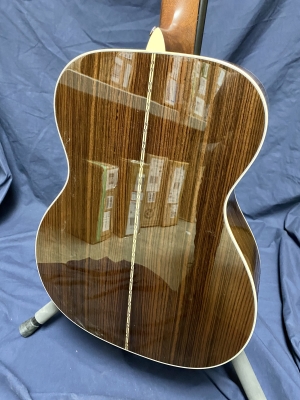 Martin Guitars - OM-28E V18 3