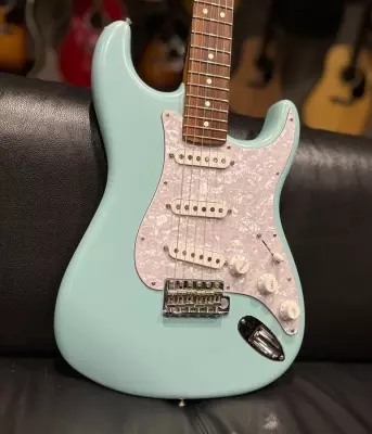 FENDER LE CORY WONG STRAT RW DAPHNE BLUE