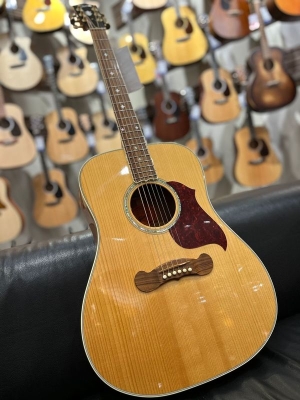 Gibson Songwriter L&M Custom Adirondack Spruce