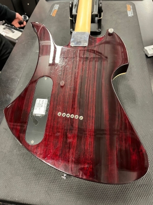 Gear Hunter | BC RICH MOCKINGBIRD MASTERPIECE