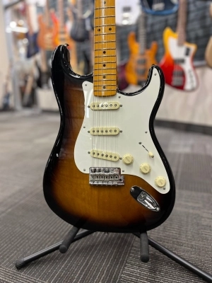 Store Special Product - FENDER AV II 57 STRAT MN 2TS W/CS