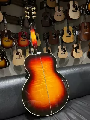 GIBSON SJ-200 STD TRIBURST 2