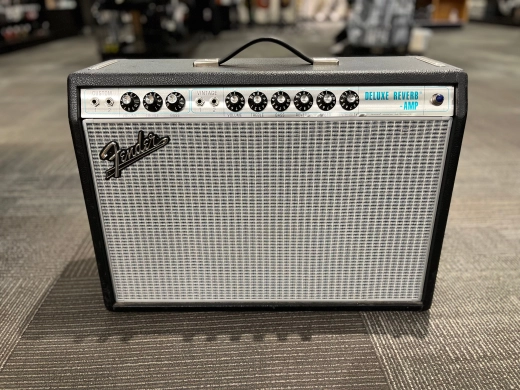 Store Special Product - FENDER DELUXE REVERB 68