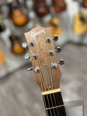 GIBSON G-BIRD ANTIQUE NATURAL 2