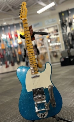 FENDER LTD TWISTED TELE BLUE SPARKLE 4