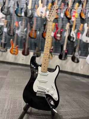 FENDER CUSTOM SHOP ERIC CLAPTON BLACK 2