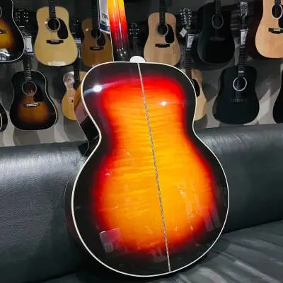 GIBSON SJ-200 STD TRIBURST 2