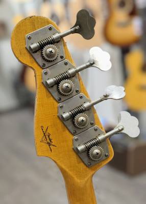 Fender Custom Shop JazzBass 1961 Heavy Relic 6