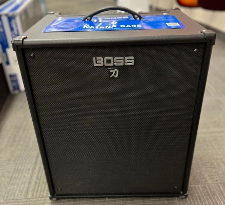 BOSS Katana Bass 210