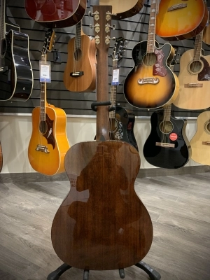 Martin Guitars - 000-18 STD 2