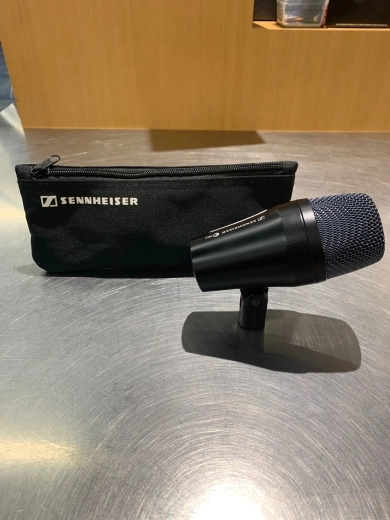 Sennheiser - E902
