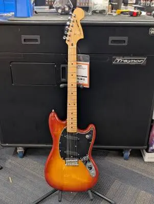 Fender - 014-4042-547