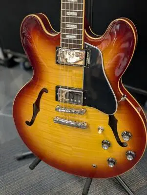 Epiphone -   ES-335 Figured - Raspberry Teaburst 2