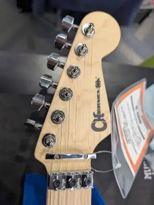 Charvel Guitars  Pro-Mod So-Cal Style 2