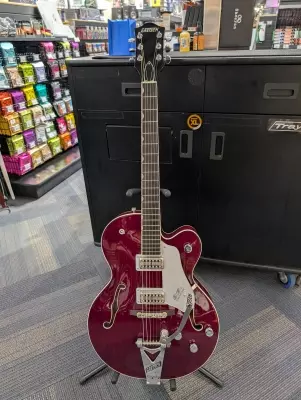 Gretsch Guitars -G6119 Chet Atkins Tennesse Rose