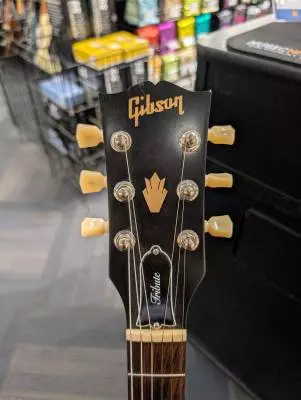 Gibson SG TRIBUTE (ETUI RIGIDE INCLUS) 2