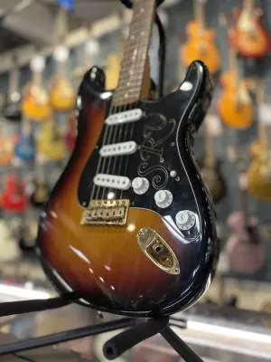 Fender -Stevie Ray Vaughan Signature Strat 2