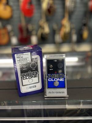 Electro-Harmonix Neo Clone Analog Chorus Pedal | Long & McQuade