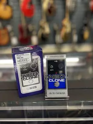 Electro-Harmonix - NEO CLONE Chorus Pedal