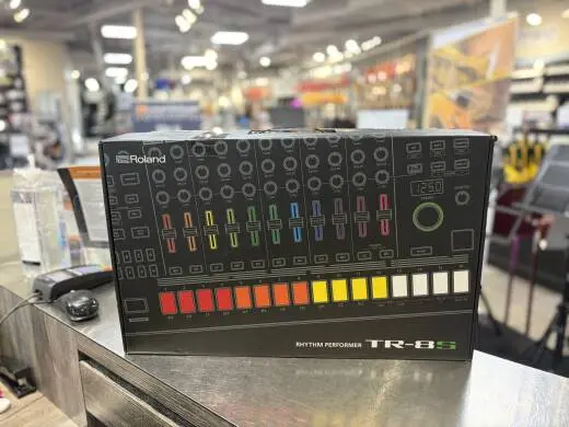 Roland - TR-8S Rhythm Performer