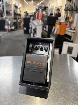 BOSS - MT-2 Metal Zone
