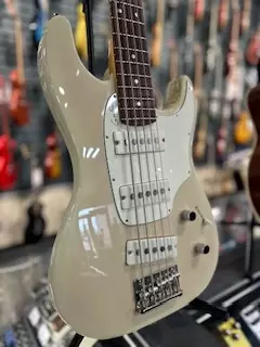 Godin Shifter 5 Bass - Transparent Cream 2