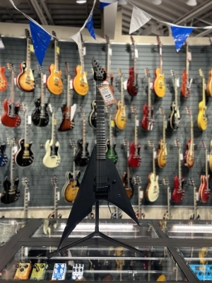 ESP LTD Arrow - Black Metal