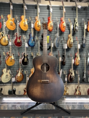 Martin Guitars - 000-16