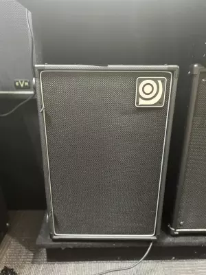 Ampeg - VENTURE Bass Cabinet