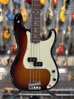 Fender American Professional Precision Bass 2