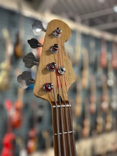 Store Special Product - Fender Player J-Bass 3 Tone Sunburst