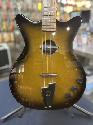 Danelectro Convertible Sunburst 2