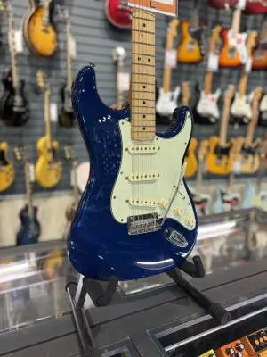 Fender Deluxe Strat MN SBT 2