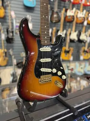 Fender - SRV Strat 2