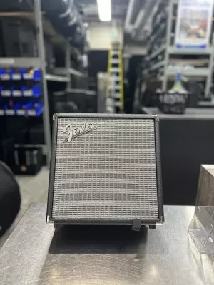 Fender Rumble 15