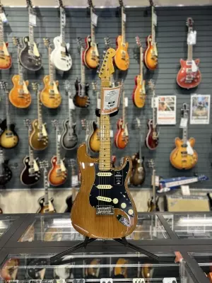 Fender American Professional II in Roasted Pine