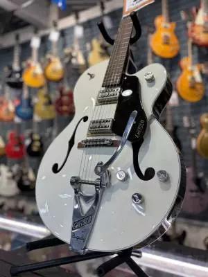 Gretsch Guitars G6118T Players Edition Anniversary Hollow Body with Strinng-Thru Bigsby - Two Tone Vintage White/Walnut Stain 2