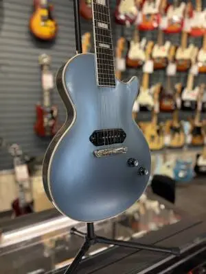 Epiphone - JJ Nichols LP Custom w/Case in Pelham Blue 2