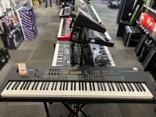 Yamaha - MOX8