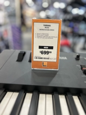Yamaha - MOX8 2