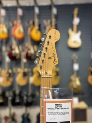 Fender Clapton Traditional Strat '00 2