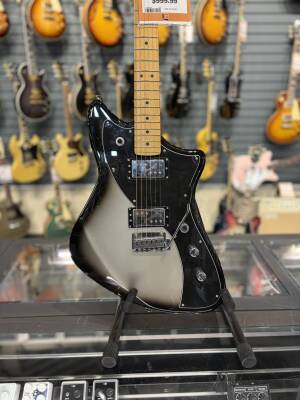 Fender Player Plus Meteora HH, Maple Fingerboard - Silverburst