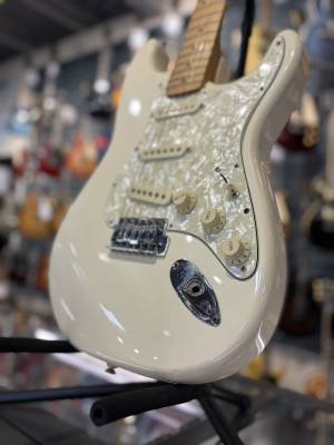Squier by fender standard シリーズ マッチングヘッド Squier by fender standard シリーズ マッチングヘッド Squier