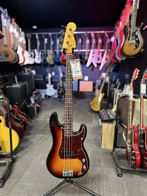 Fender American Professional Precision Bass